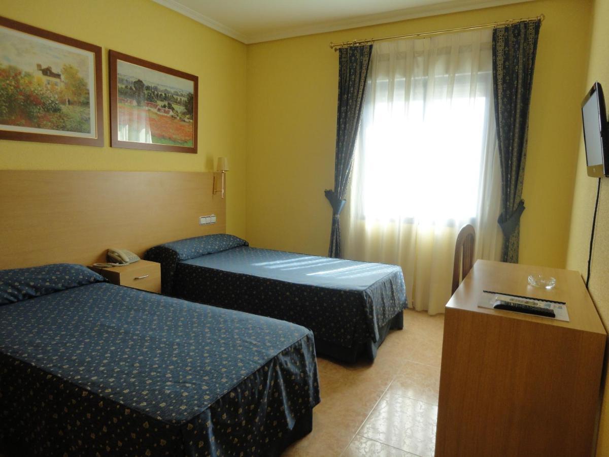 Hotel Mirador Velilla de San Antonio Cameră foto
